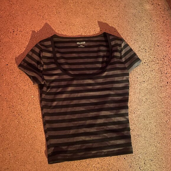 Blue striped hollister t-shirt, xxs - Picture 1 of 4